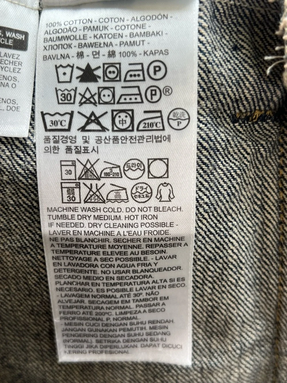 Levi's Vintage-Inspired Men’s Trucker Denim Jacket Size S - Picture 9 of 10